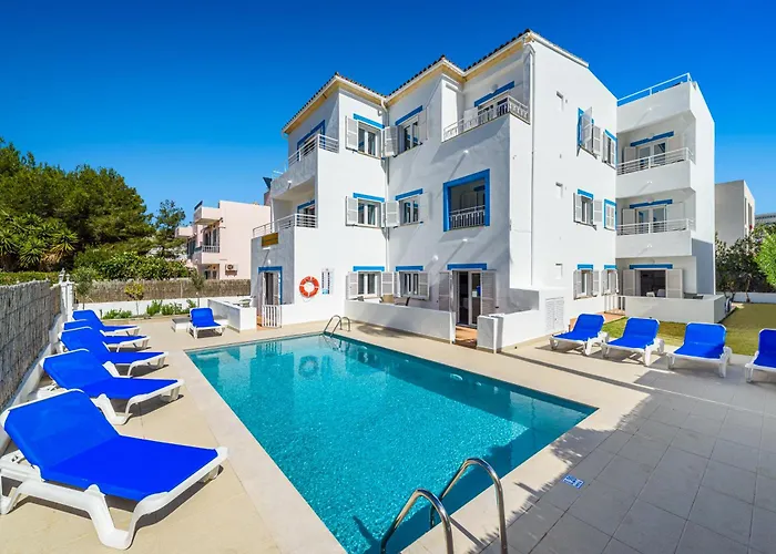 Apartamentos Falco